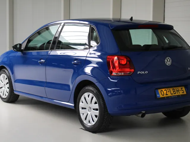 Volkswagen Polo 1.4-16V Comfortline Automaat Airco | Cruise Control | Centrale vergrendeling | Goed onderhouden