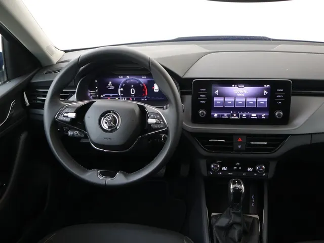Škoda Kamiq 1.0 TSI Ambition 110pk DSG | Stoelverwarming