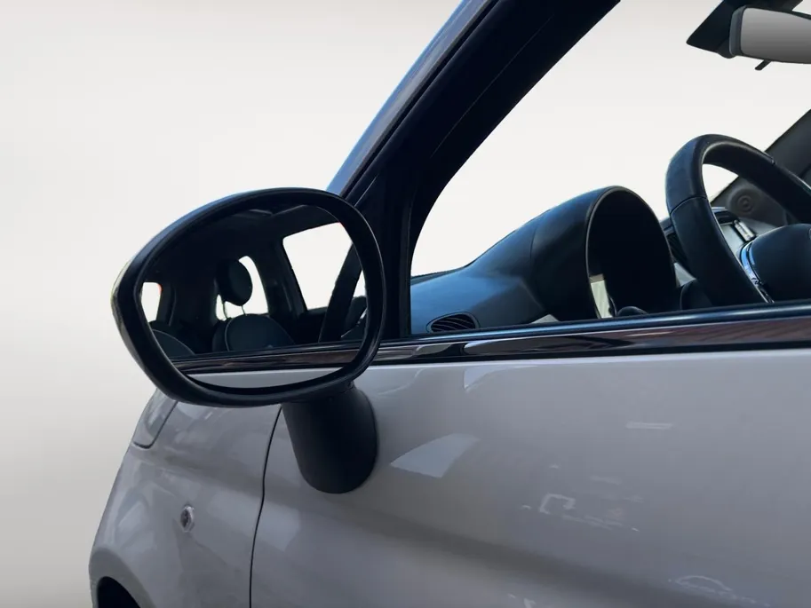 Fiat 500C 0.9 TwinAir Turbo Lounge | Panoramadak | Bluetooth | Parkeersensoren | Navigatie