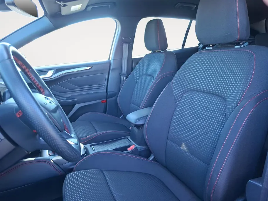 Ford Focus Wagon 1.0 EcoBoost Hybrid ST Line X | Winterpack | Driver Assistancepack | Adaptive Cruisecontrol | Dodehoekdetectie | B&O Audio | AGR | Led Koplampen | Camera |
