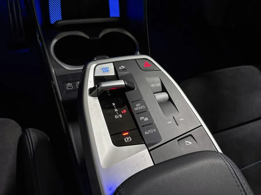 BMW iX2 eDrive20