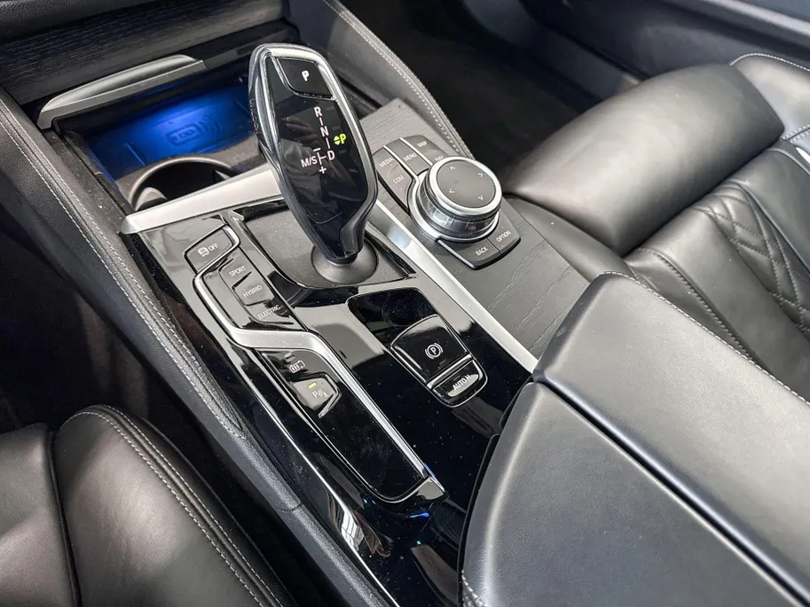 BMW 5 Serie Touring 530e xDrive Innovation Pack M Sportpakket