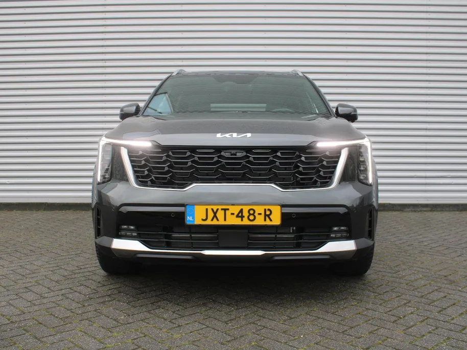 Kia Sorento 1.6 T-GDi Plug-in Hybrid 4WD ExecutiveLine 7p | Stuur-/stoelverwarming + ventilatie | Schuifdak | Leer | 360 Camera | Elek. stoelverst. | HUD | LED | 19' LM |