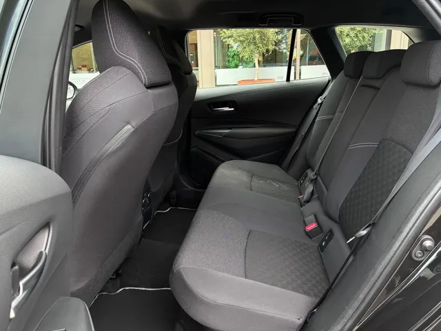Toyota Corolla Touring Sports Hybrid 140 Dynamic Limited | Stoelverwarming | Parkeersensoren