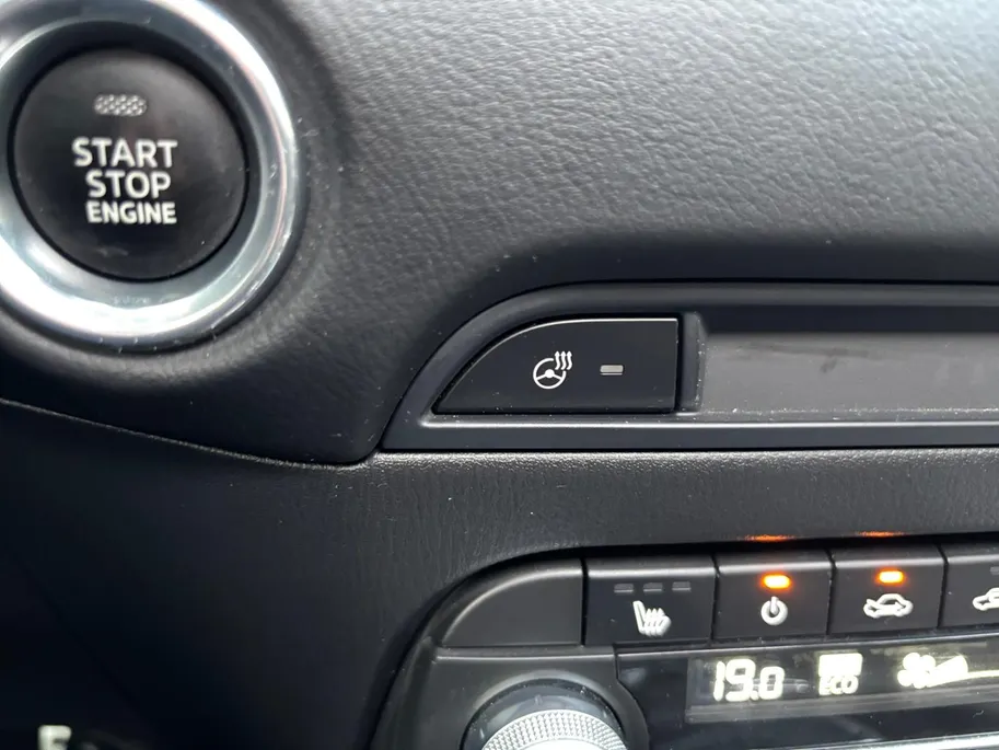 Mazda CX-5 2.0 SkyActiv-G 165 Signature | Schuif/kanteldak | 360 graden camera | Wegklapbare Trekhaak | Adaptieve Cruise Control | Navigatie | BOSE | Leder | 19' Lichtmetalen velgen