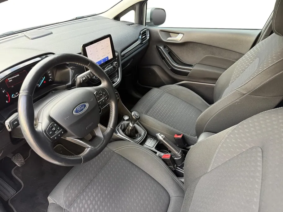 Ford Fiesta 1.0 EcoBoost Titanium | Bluetooth | Apple Carplay/Android Auto | Cruise Control | Climate Control | Camera | Navigatie | Stoelverwarming |