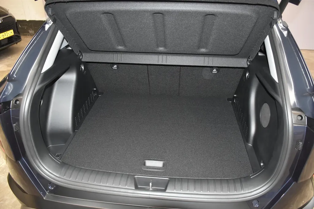 Hyundai Kona 1.6 GDI HEV Premium Sky