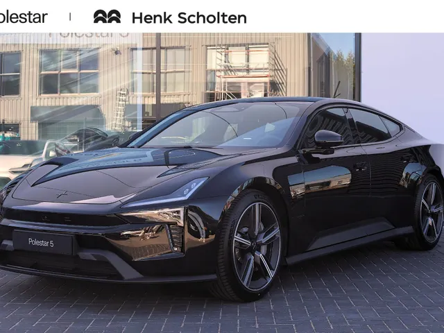 Polestar 5