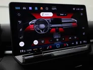Volkswagen T-Roc 1.5eTsi/150PK R Line First Edition Black Style DSG · Navigatie · 360°Camera + Parkeersensoren · Stoel- & stuurverwarming · Garantie t/m 28-11-2025 · EXTRA INRUILKORTING