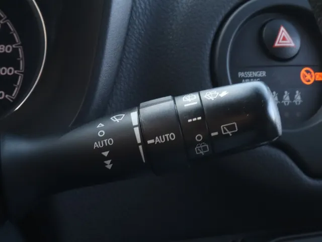 Toyota Yaris 1.5 Hybrid Y20 Exclusive Bi-tone Cruise | Camera |Navi