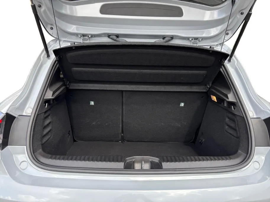 Renault Clio 1.6 E-Tech Full Hybrid 145 techno | Apple CarPlay/Android Auto | Climate Control | Cruise Control | Full LED | Camera | Parkeersensoren | Digital Cockpit | Licht & Regen Sensor |