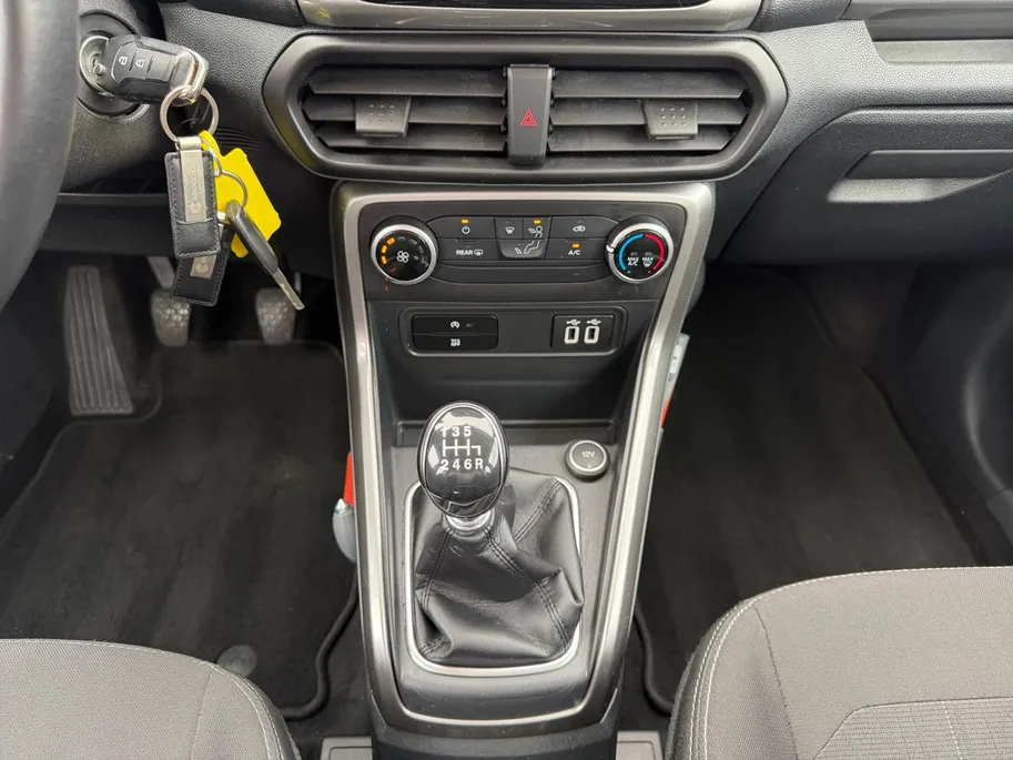 Ford EcoSport 1.0 EcoBoost Trend Ultimate | Dealer onderhouden | NL auto | Cruise control | Parkeersensor achter | Achteruitrijcamera | Navigatie | Apple carplay & Android auto | 16' lichtmetalen velgen | Bovag garantie |