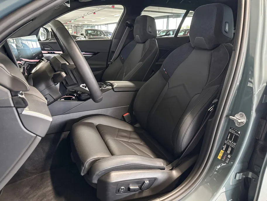 BMW i5 Touring eDrive40 84 kWh