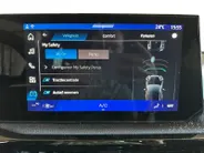 Renault Clio Techno | Camera | Climate Control﻿ | Draadloze oplader | 18 Inch velgen | Dode hoek Detectie | Sfeerverlichting, NU € 2.000,- VOORRAAD VOORDEEL *