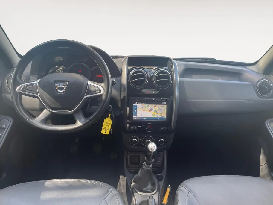 Dacia Duster 1.2 TCe 4x2 Blackshadow | Trekhaak | Camera | Lm velgen | Navigatie