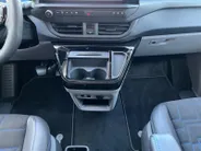 Ford E-Transit Cust. 320 L2H1 MS-RT 71 kWh DC | Te Bestellen | Uniek | Financial lease vanaf 0,99% Rente | 360 Camera | Elek. Schuifdeuren | Elek. Trekhaak | 2300KG Trekgewicht |