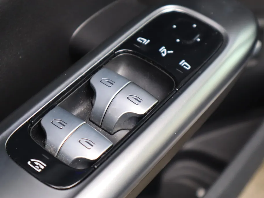 Mercedes-Benz C-Klasse Estate 300 e Business Line l Keyless l Achteruitrij camera l Stoelverwarming