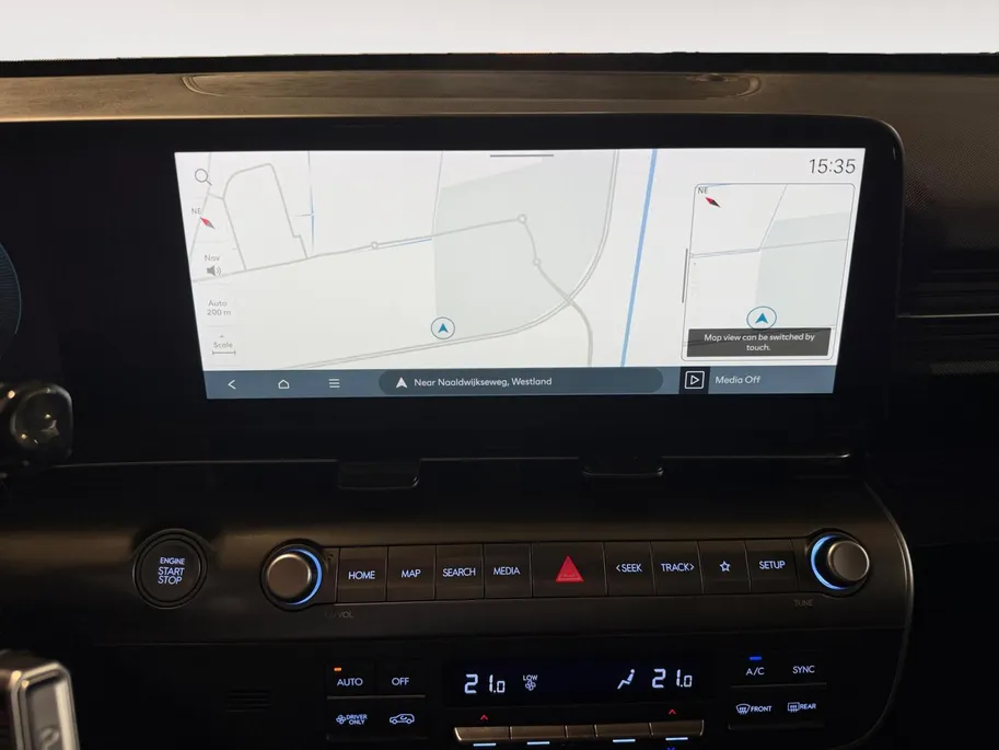 Hyundai Kona 1.6 GDI HEV Comfort Smart 137PK | Navigatie | Adaptive cruise control | Climate control | Stoel- en stuurverwarming | Elektrische achterklep | Achteruitrijcamera| Parkeersensoren voor & achter |