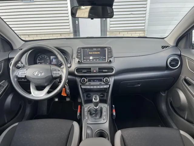Hyundai Kona 1.0 T-GDI Comfort | Apple Carplay & Android Auto | LM Velgen | Climate Control | Navigatie