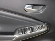 Nissan Juke 1.6 Hybrid N-Connecta | stuurverwarming | Stoelverwarming | Automaat | Achteruitrijcamera | Pdc voor en achter | Cruise controle | Climate Controle | LM wielen | Navigatie | Apple carplay & Android auto |