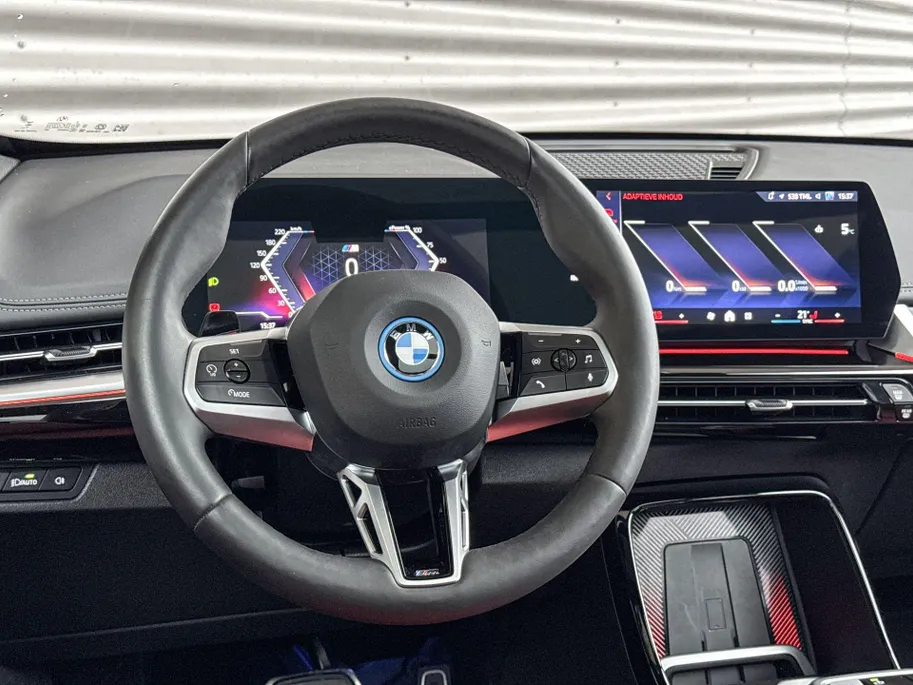 BMW iX1 xDrive30 67 kWh