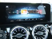 Mercedes-Benz GLA 180 Luxury Line