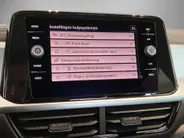 Volkswagen T-Roc 1.0TSI/110PK Life · Navigatie · Camera + Parkeersensoren · Apple/Android Car Play · Stoelverwarming ·