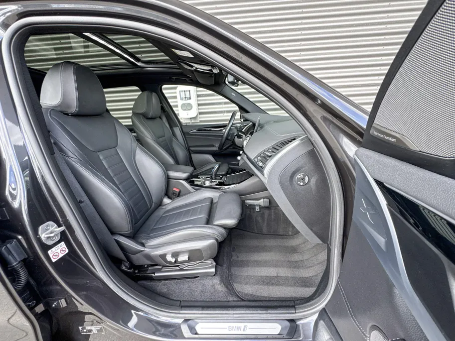 BMW iX3 High Executive 80 kWh