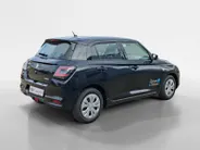 Suzuki Swift 1.2 Comfort Smart Hybrid | DEMO | Direct leverbaar | Navigatie | Achteruit rij camera | Blind spot | Hoge instap