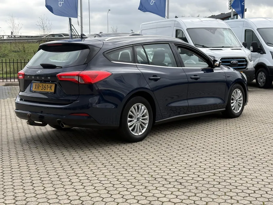 Ford Focus Wagon 1.5 EcoBoost Titanium Business | 1500 kg trekkracht | WINTER PACK