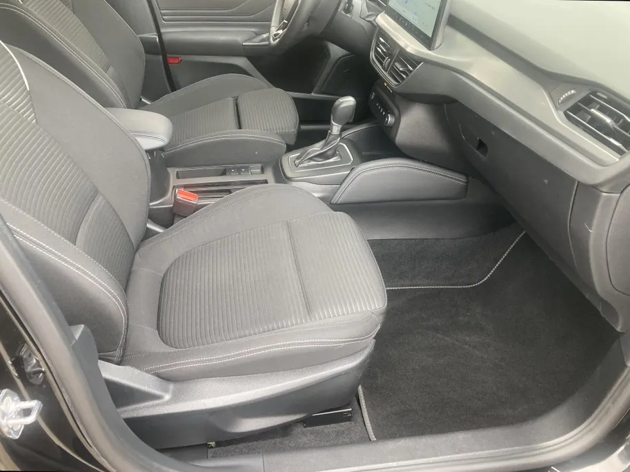 Ford Focus 1.0 EcoBoost Hybrid 155pk Automaat TitaniumX Wagon Groot Navigatie - Winter pakket - AGR bestuurdersstoel