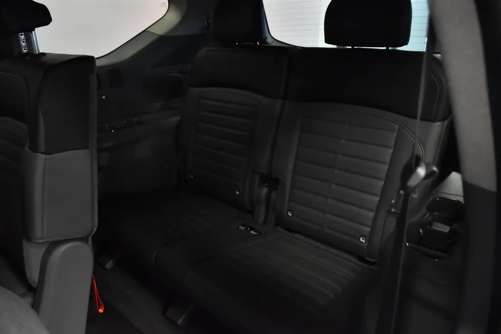 Kia EV9 99,8kWh 204pk RWD Plus NIEUW