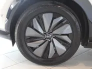 Nissan ARIYA Evolve 66 kWh | 22KW Lader| Afneembare trekhaak| Apple carplpay& Android auto| 360grd Camera| Stoelverwarming en verkoeling| Elektrisch verstelbare stoelen| Luxe bekleding| Dealer onderhouden|