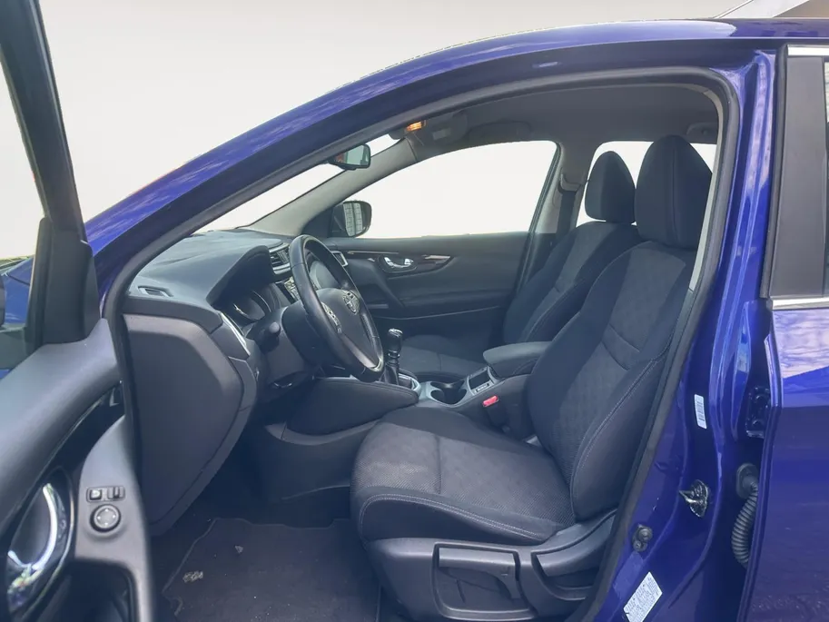 Nissan QASHQAI 1.2 Acenta | Climate | Cruise | Trekhaak | Parkeersensoren | Camera | Navigatie |