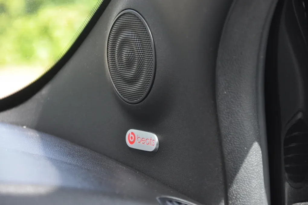 Fiat 500C 1.0 Hybr. Rockstar Clima All Seasons