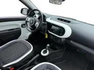 Renault Twingo Z.E. R80 Intens *Automaat*Navi+Camera*Climate*Parkeersensoren*Cruise*Hoge instap!