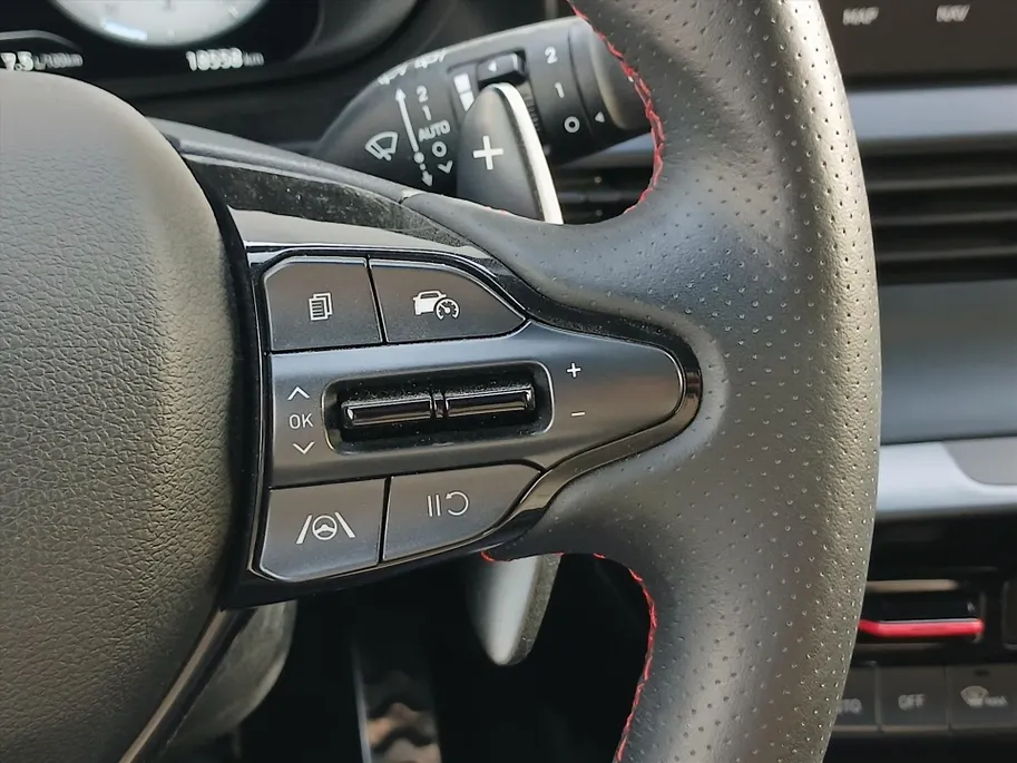 Hyundai i20 1.0 MHEV 100pk DCT N-Line / Climate en Cruisecontrol / Navigatie + Camera! /