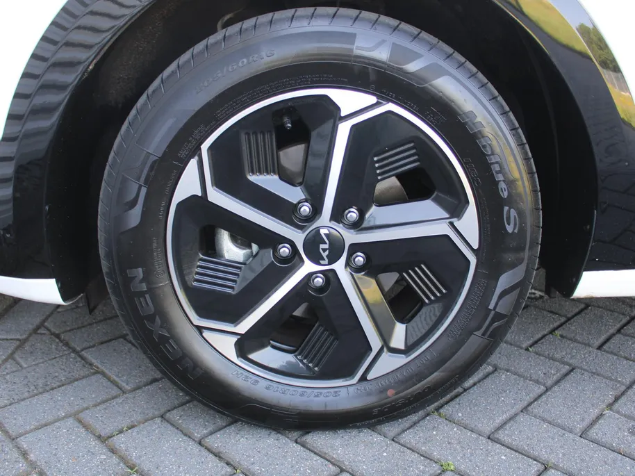 Kia Niro 1.6 GDi Hybrid DynamicLine | Camera | Clima | Cruise | Navi | 16" LM | Keyless | Apple Carplay/Android Auto | Weinig km! |