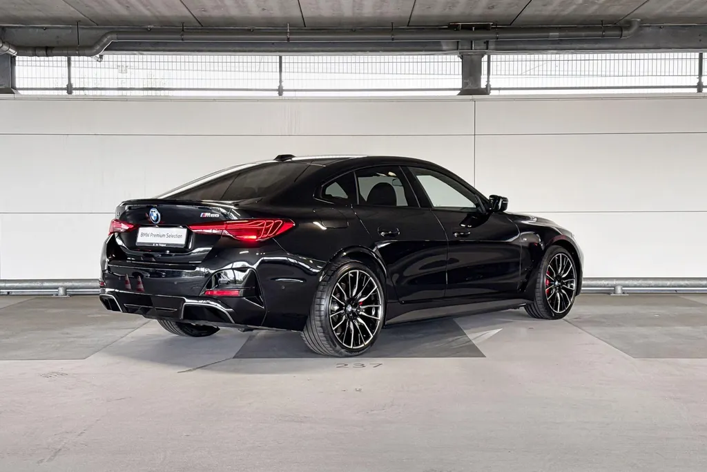 BMW i4 M60 84 kWh