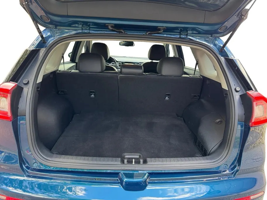 Kia Niro 1.6 GDi Hybrid BusinessLine | Airco | Navi | Camera | Trekhaak | Leder | Stoelverwarming| Stuurverwarming |