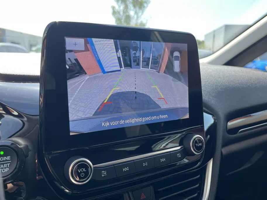Ford Fiesta 1.0 EcoBoost Hybrid Titanium X