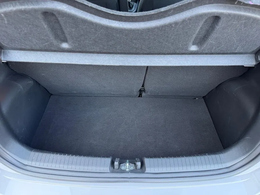 Hyundai i10 1.0 Comfort Smart | Achteruitrijcamera | Parkeersensoren achter | Navigatie | Airco | Apple Carplay/ Android auto |