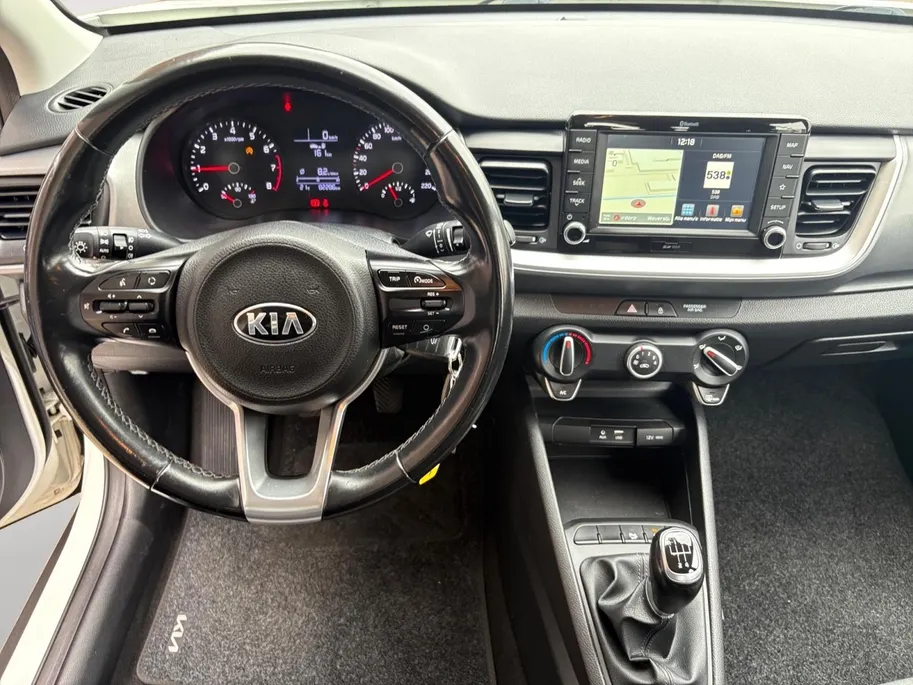 Kia Stonic 1.0 T-GDi DynamicLine | Navigatie | Apple Carplay / Android Auto | Achterruitrij Camera | Cruise Control | Lichtmetalen Velgen |