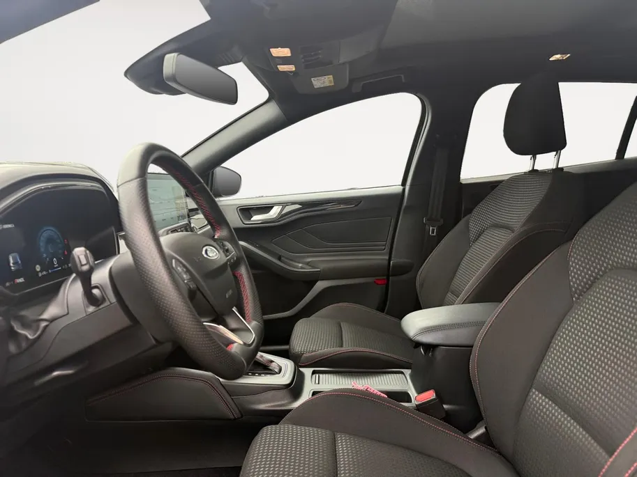 Ford Focus Wagon 1.0 EcoBoost Hybrid ST Line X | Panoramadak | Trekhaak afneembaar | Winterpakket | Adapt. Cruise Control | B&O | 12 maanden garantie