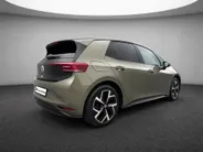 Volkswagen ID.3 Neo Life 50 kWh accu 170 PK Elektr. aandrijving ·  Comfort Pakket · Steunhaak voor fietsendrager, afneembaar · Zijruiten achter en achterruit getint ·