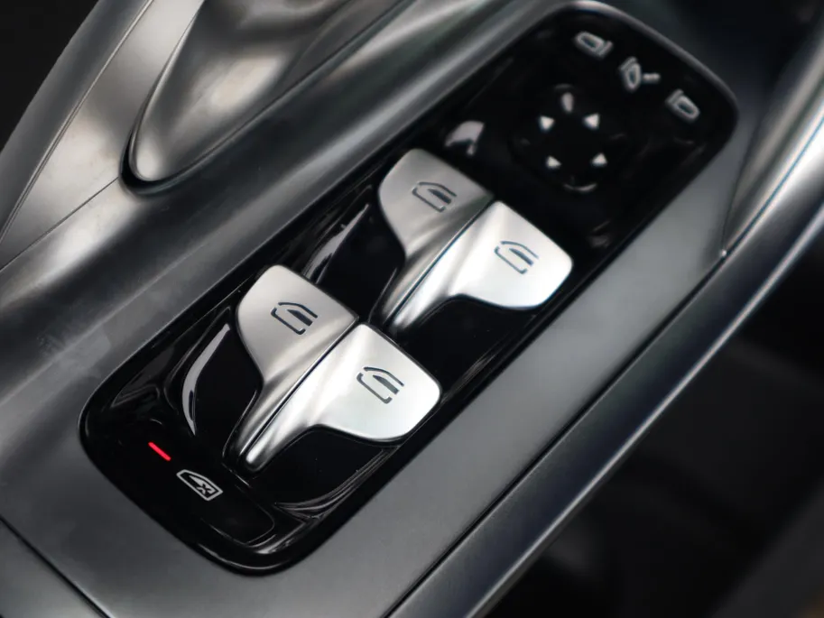 Mercedes-Benz GLC 250 Business Solution AMG 85 kWh