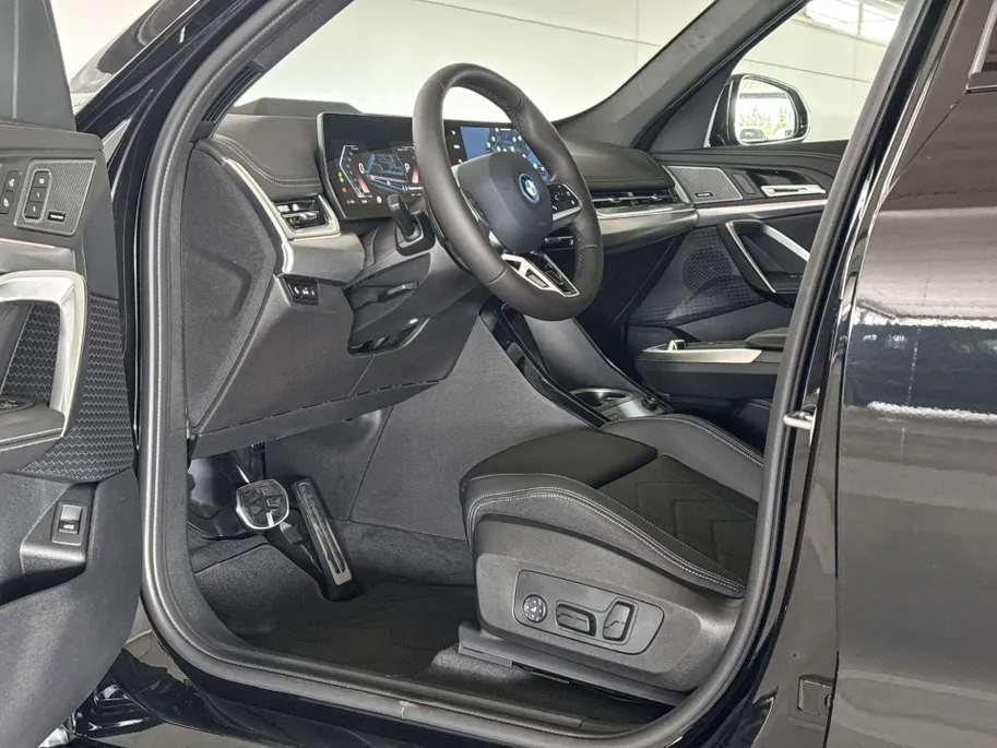 BMW iX1 eDrive20 67 kWh M Sport Edition