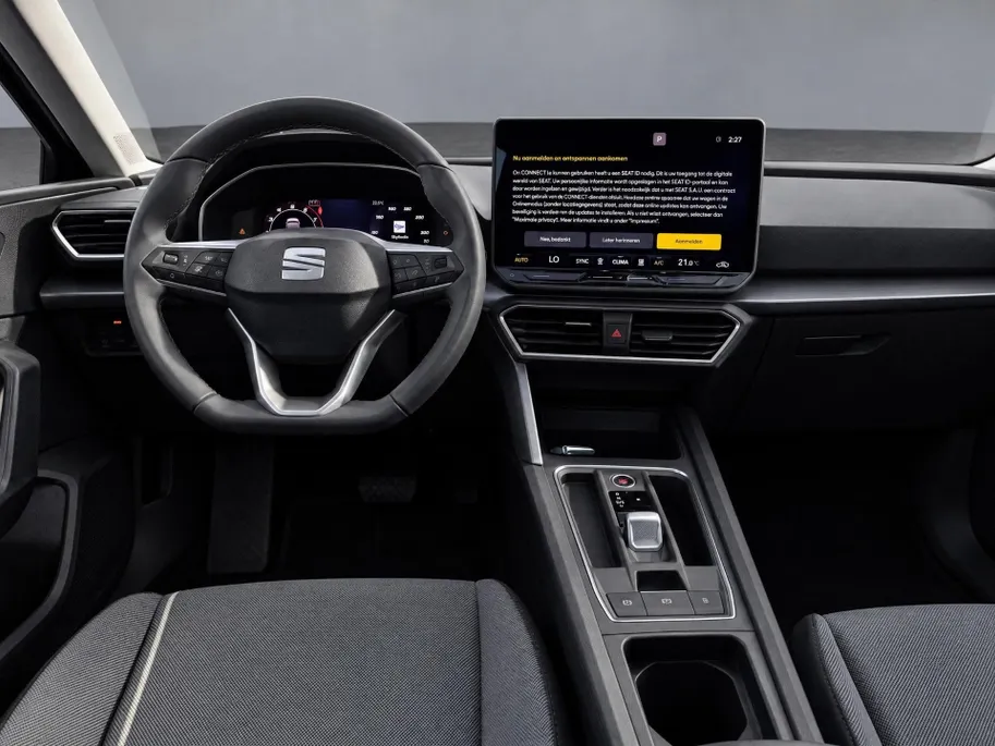 SEAT Leon Sportstourer FR Business 1.5 eHybrid 150 kW / 204 PK Station | Panorama dak | Matrix lichten | Metallic Lak | Herwaardering!!