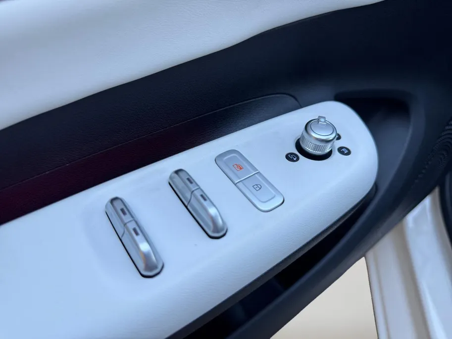 Dongfeng Box Premium Blackline 42 kWh |Demo |Speciale uitvoering| Zeer compleet| 100% elektrisch| 360graden camera|