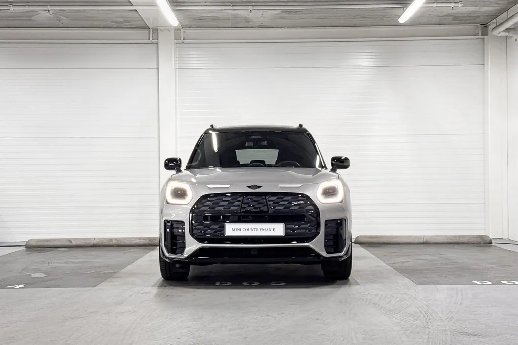 MINI Countryman Electric E John Cooper Works M